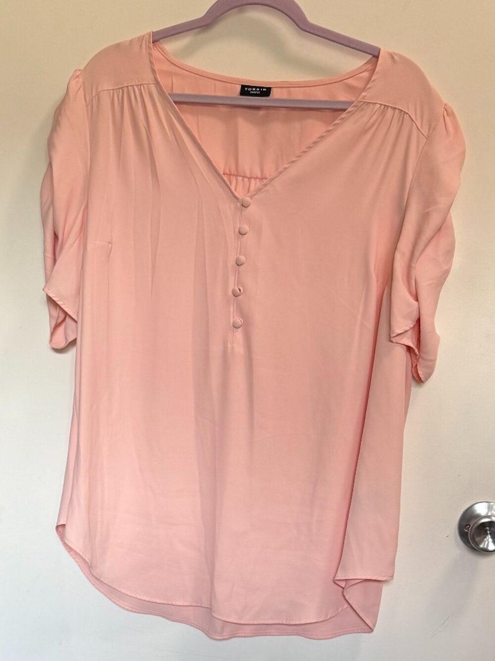 Torrid Blouse, Short Puff Sleeves, Size 1 (14-16)